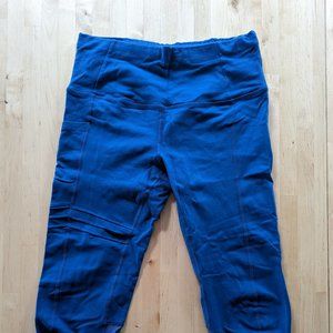 Oiselle - Pocket Jogger Capri - Blue - Size: 8